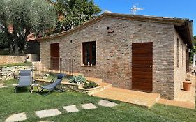 Oliveta del Verde Appartamento con Grande Giardino 500mt dal Centro